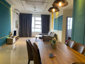 Alwafiqah Palmyra Condo 3 Bedroom- With Netflix & Wifi near Bangi, Kajang, Nilai,Putrajaya, KLIA